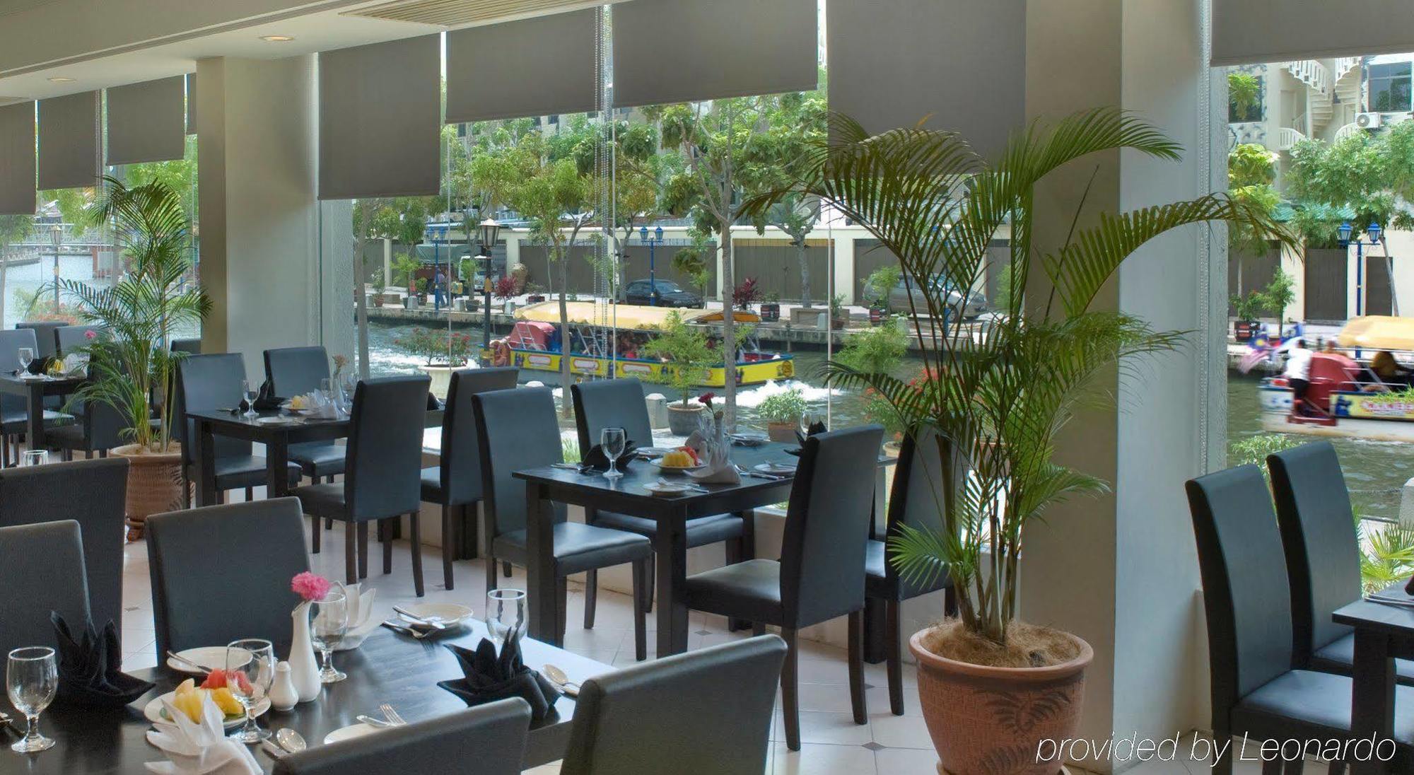 Wana Riverside Hotel Malacca Restoran fotoğraf